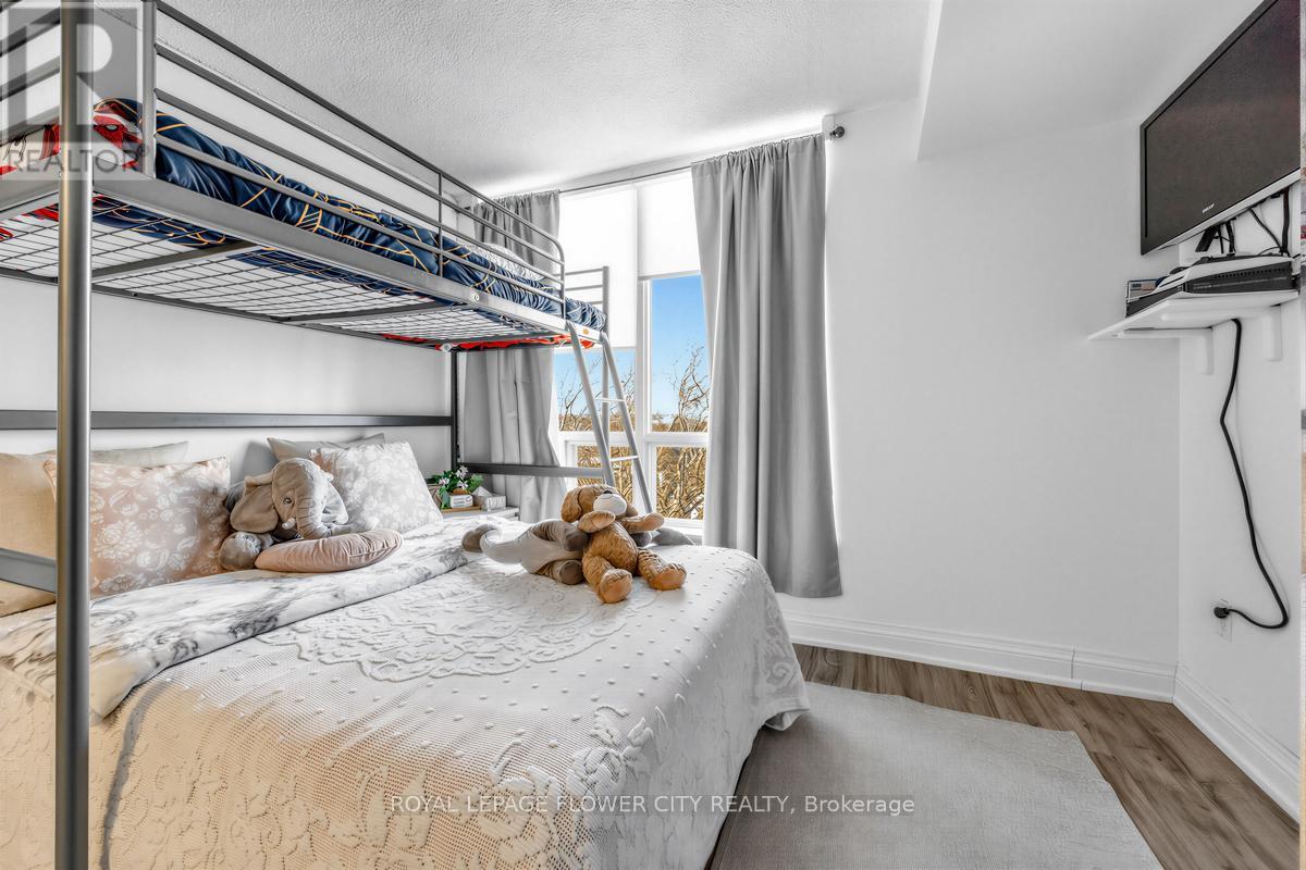 908 - 3 Hickory Tree Road, Toronto, Ontario  M9N 3W5 - Photo 29 - W12837128