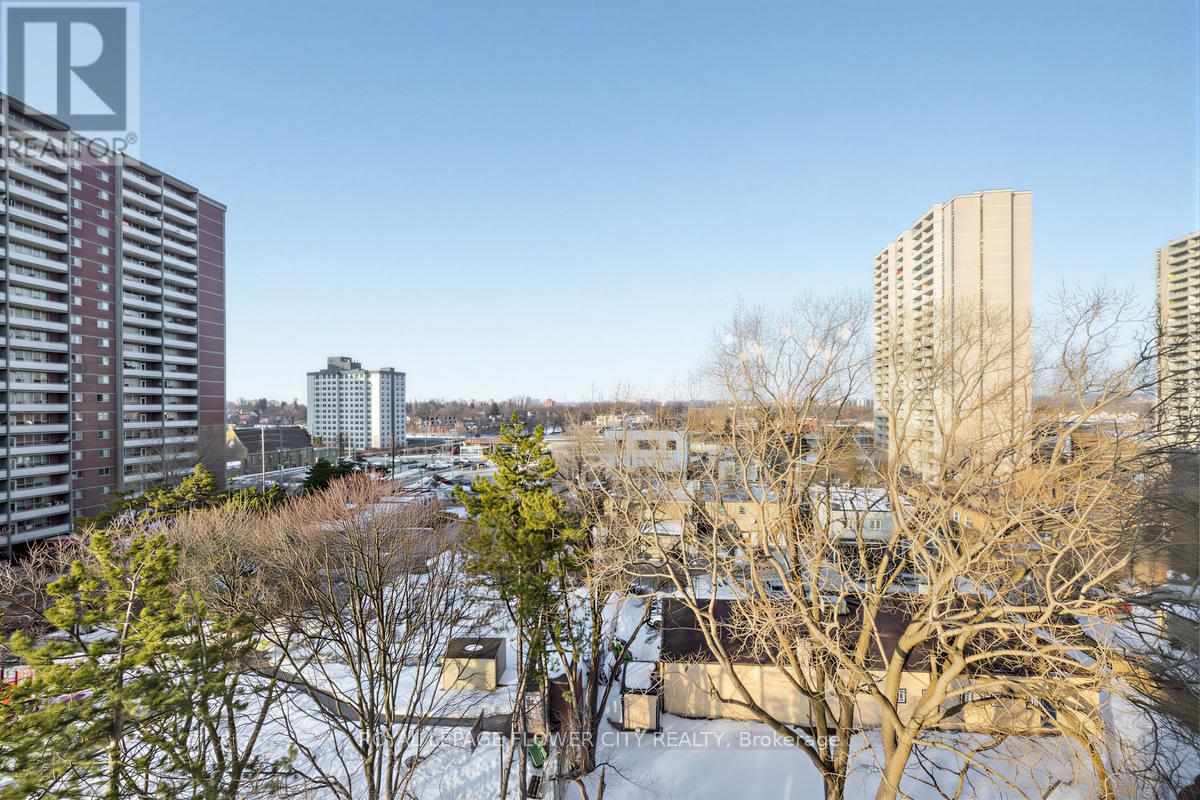 908 - 3 Hickory Tree Road, Toronto, Ontario  M9N 3W5 - Photo 30 - W12837128