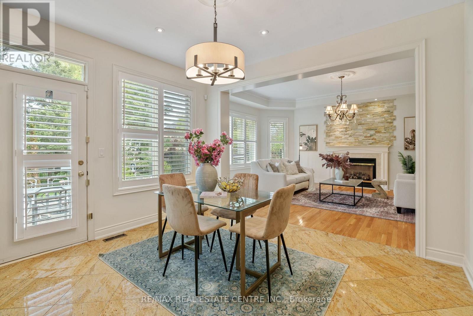 645 Cranleigh Court, Mississauga, Ontario  L5H 4L4 - Photo 19 - W12837142