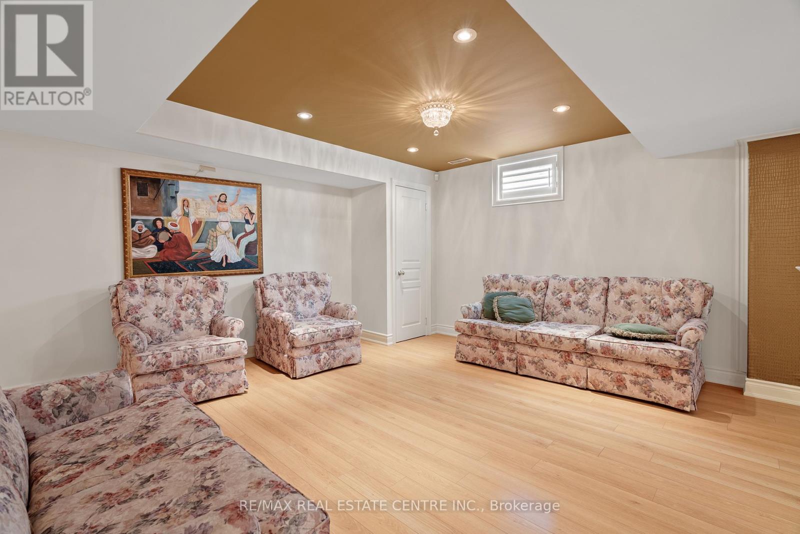 645 Cranleigh Court, Mississauga, Ontario  L5H 4L4 - Photo 45 - W12837142