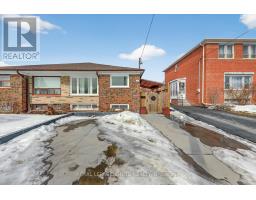 12 KANARICK CRESCENT, Toronto, Ontario