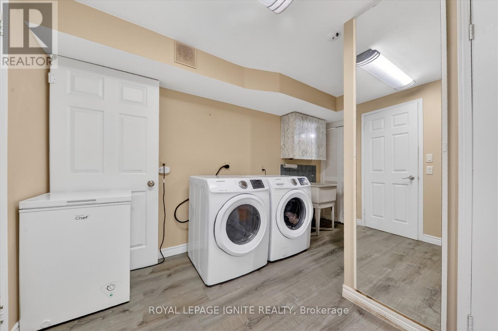 136 Chipmunk Crescent, Brampton, Ontario  L6R 1B7 - Photo 21 - W12837156