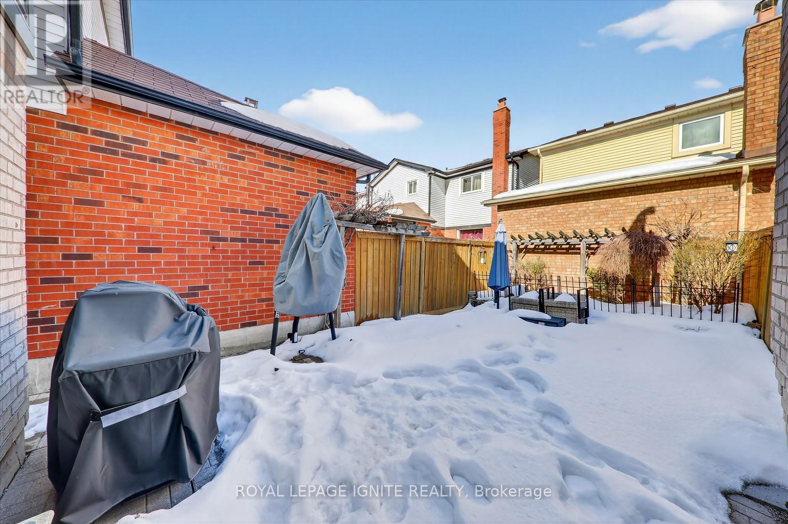 136 Chipmunk Crescent, Brampton, Ontario  L6R 1B7 - Photo 22 - W12837156