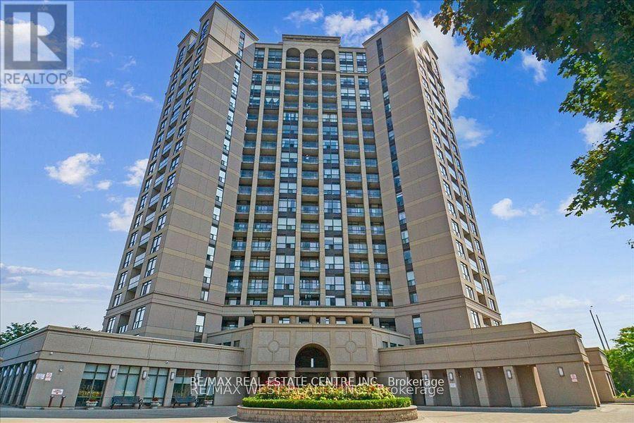 TH#111 - 220 FORUM DRIVE, Mississauga, Ontario