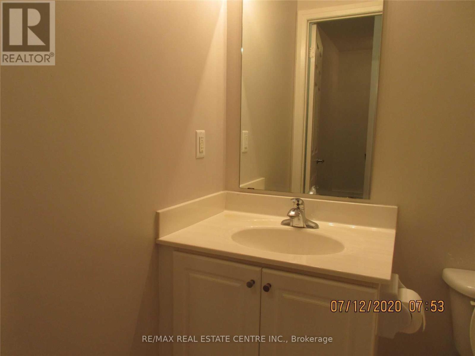 Th#111 - 220 Forum Drive, Mississauga, Ontario L4Z 4K1 - Photo 13 - W12837158