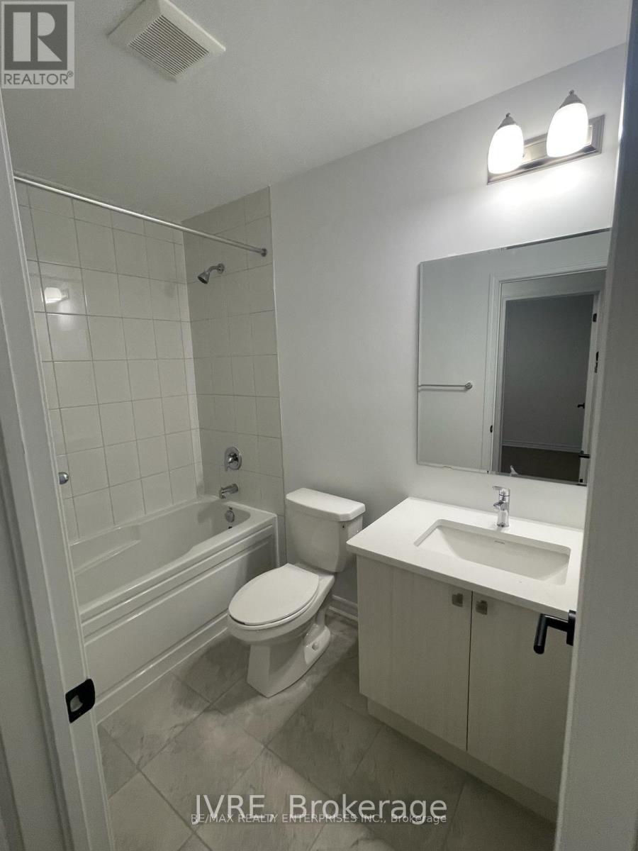 5158 Zionkate Lane, Mississauga, Ontario  L5M 0R5 - Photo 3 - W12837160