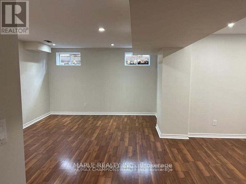 2383 Hilda Drive, Oakville, Ontario  L6H 7N5 - Photo 12 - W12837162