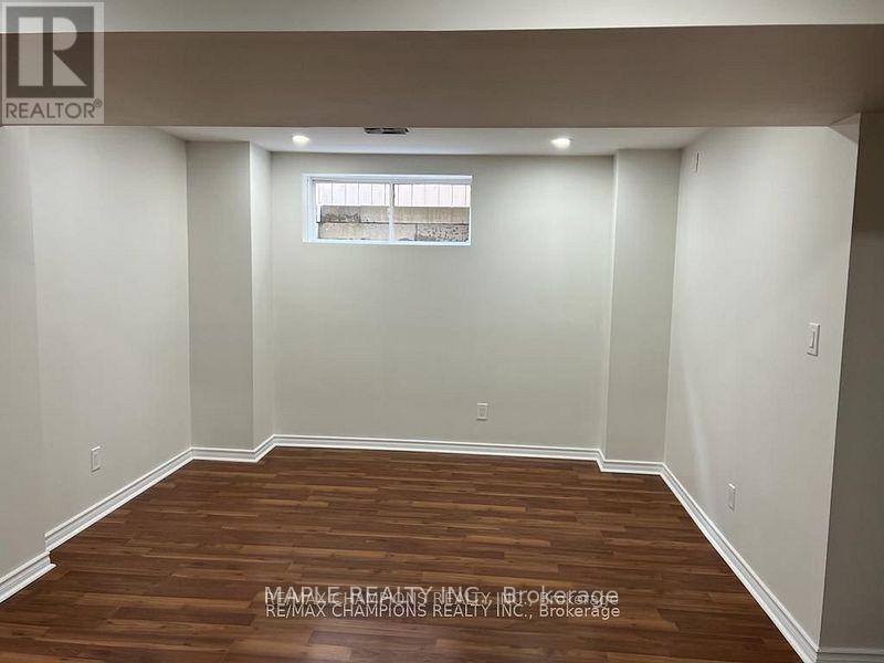 2383 Hilda Drive, Oakville, Ontario  L6H 7N5 - Photo 5 - W12837162