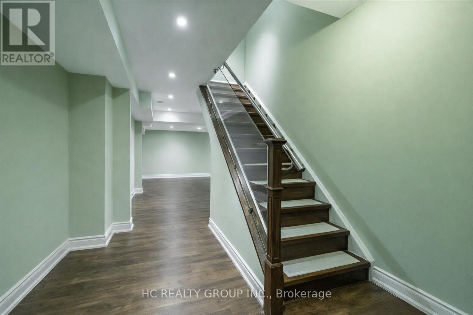 3717 Brinwood Gate, Mississauga, Ontario  L5M 7G9 - Photo 11 - W12837172