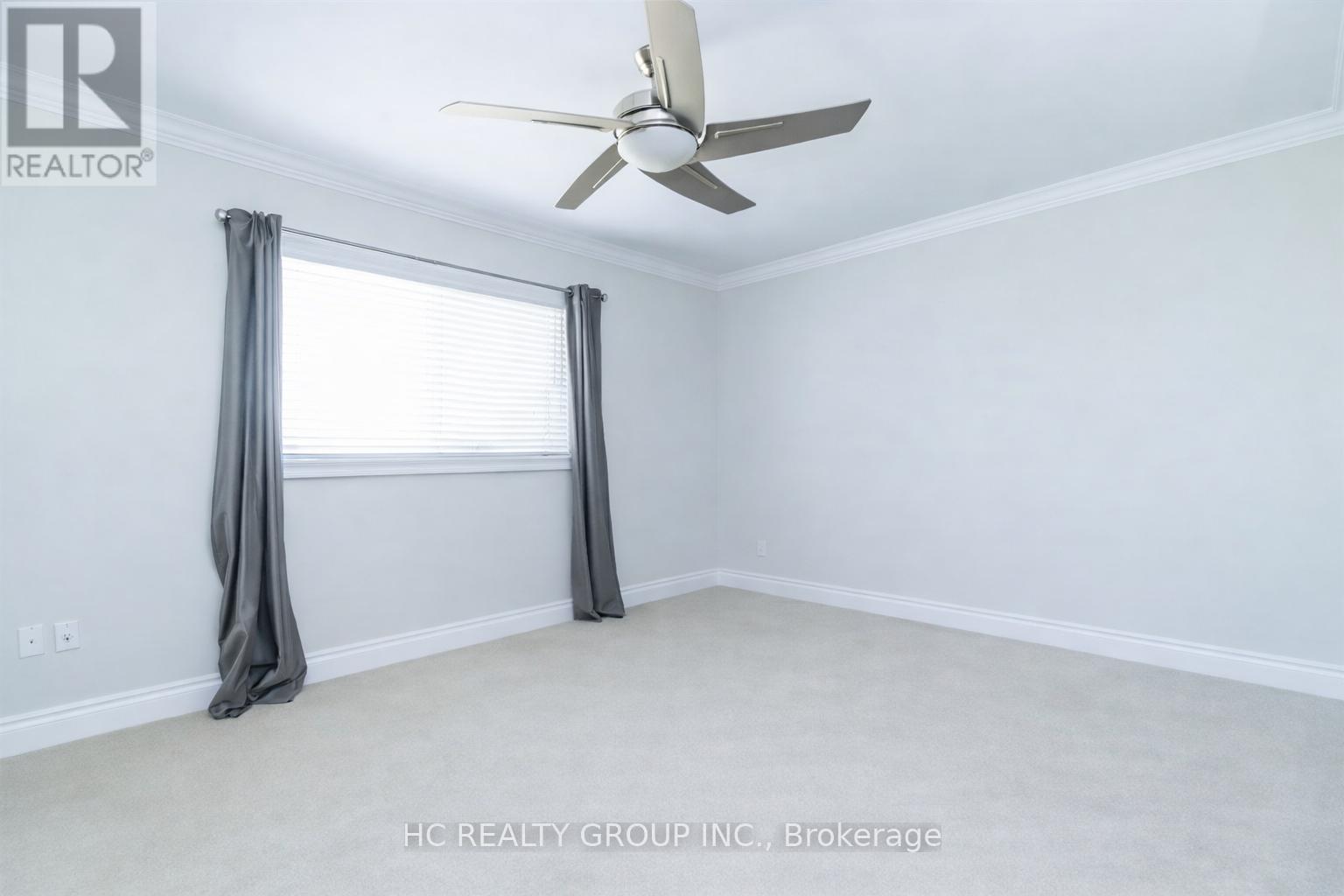3717 Brinwood Gate, Mississauga, Ontario  L5M 7G9 - Photo 5 - W12837172