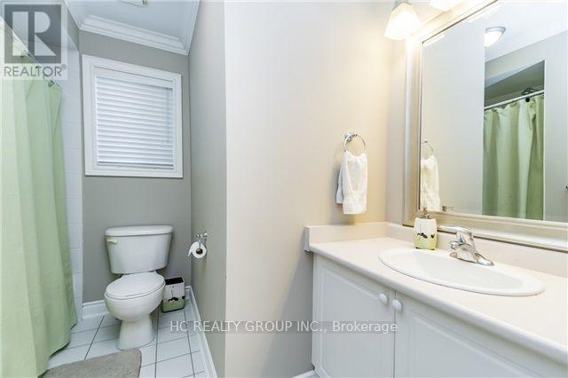 3717 Brinwood Gate, Mississauga, Ontario  L5M 7G9 - Photo 8 - W12837172