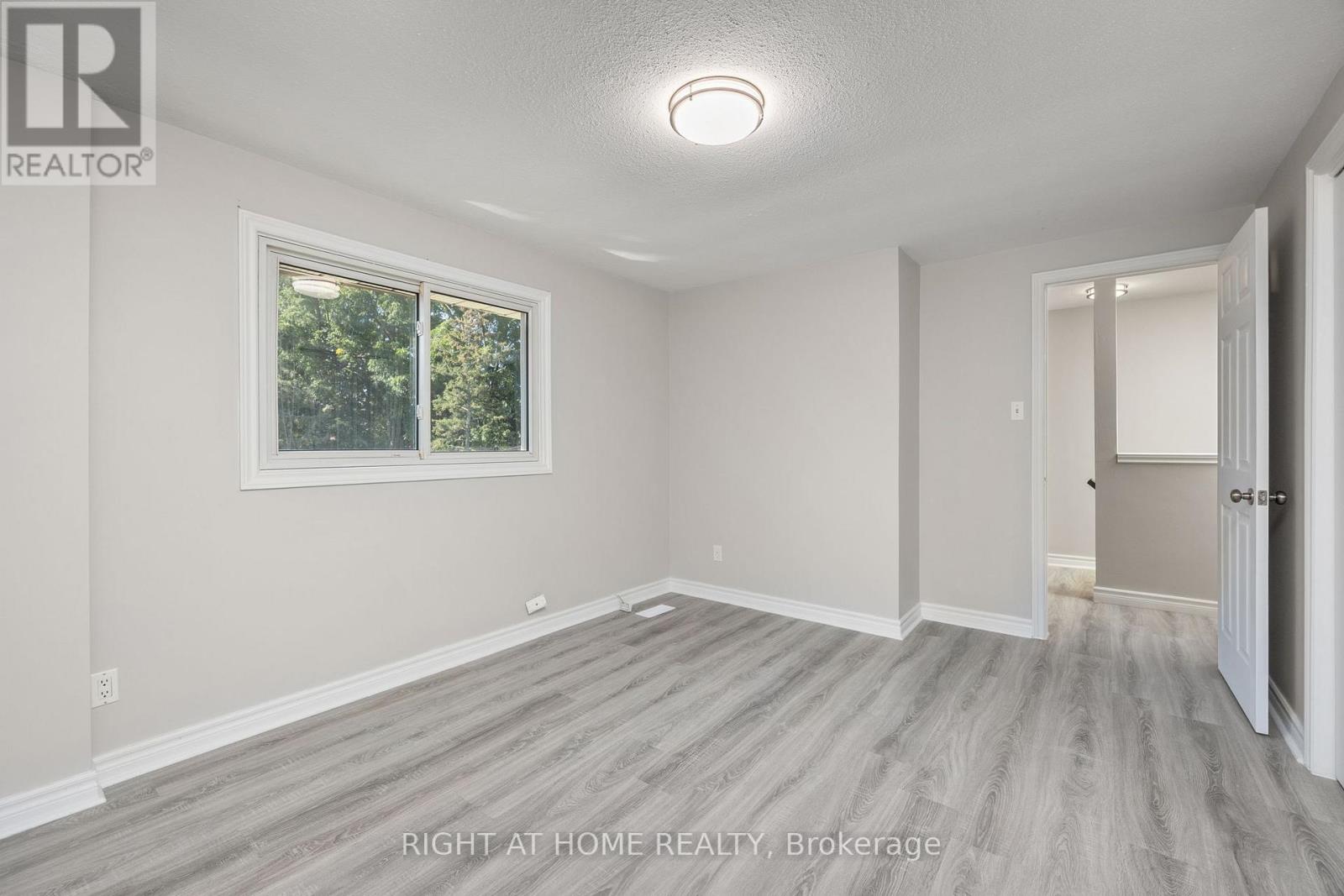 48 Clarence Street, Cambridge, Ontario  N3C 1K9 - Photo 10 - X12837110