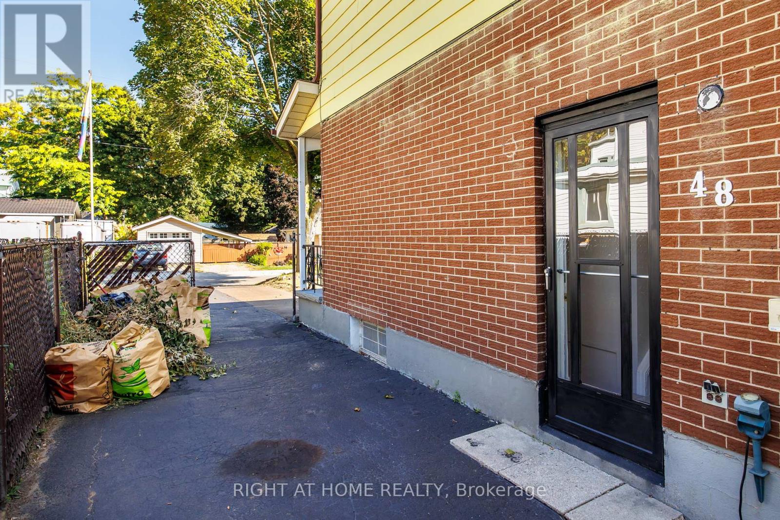 48 Clarence Street, Cambridge, Ontario  N3C 1K9 - Photo 27 - X12837110