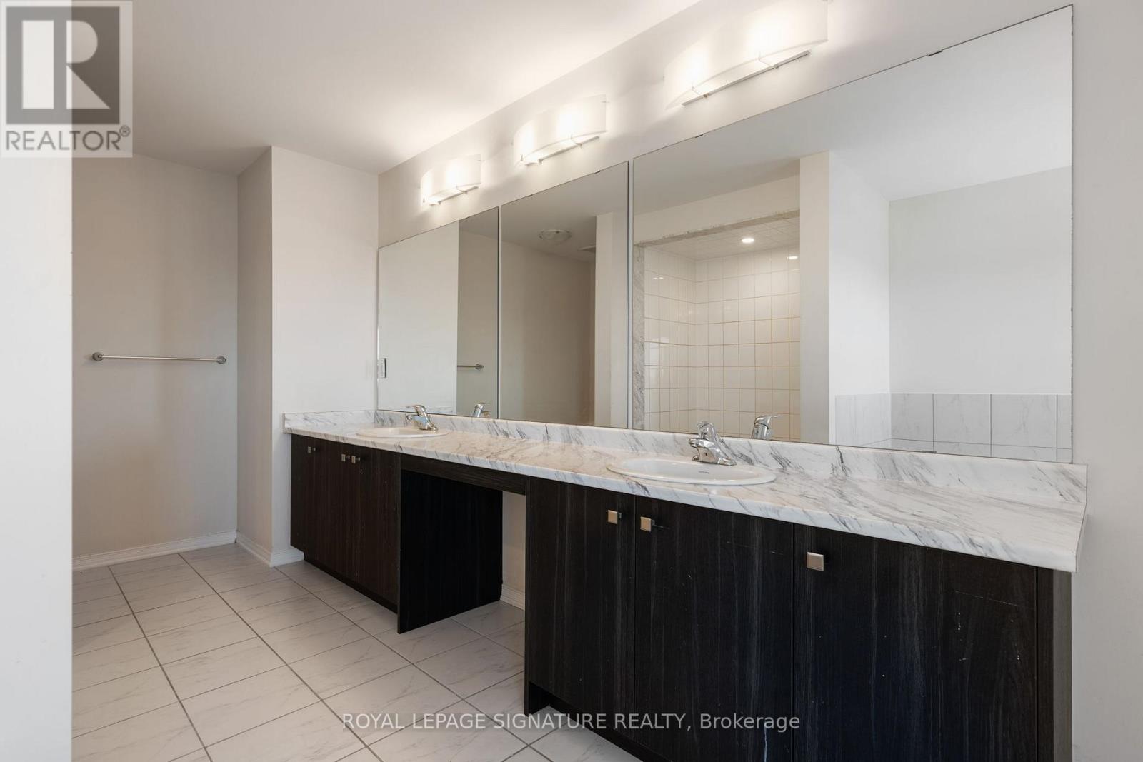 153 David Street, Haldimand, Ontario  N0A 1H0 - Photo 38 - X12837122