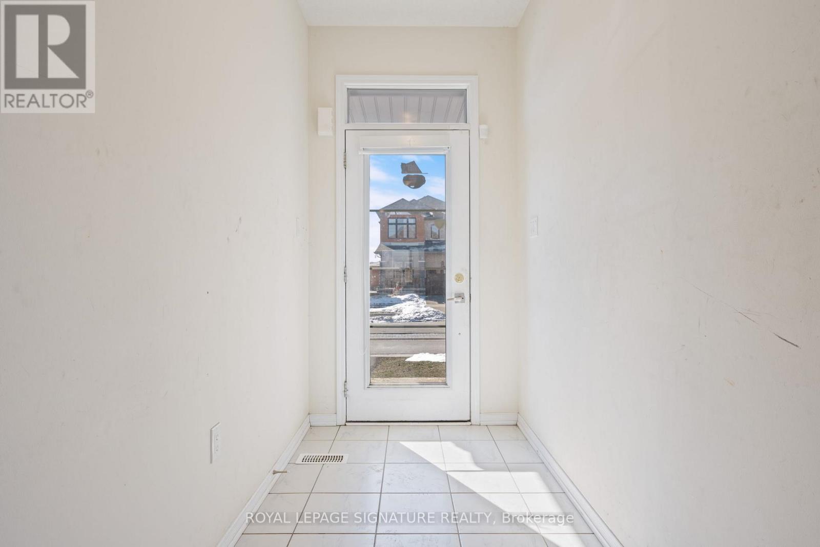 153 David Street, Haldimand, Ontario  N0A 1H0 - Photo 9 - X12837122