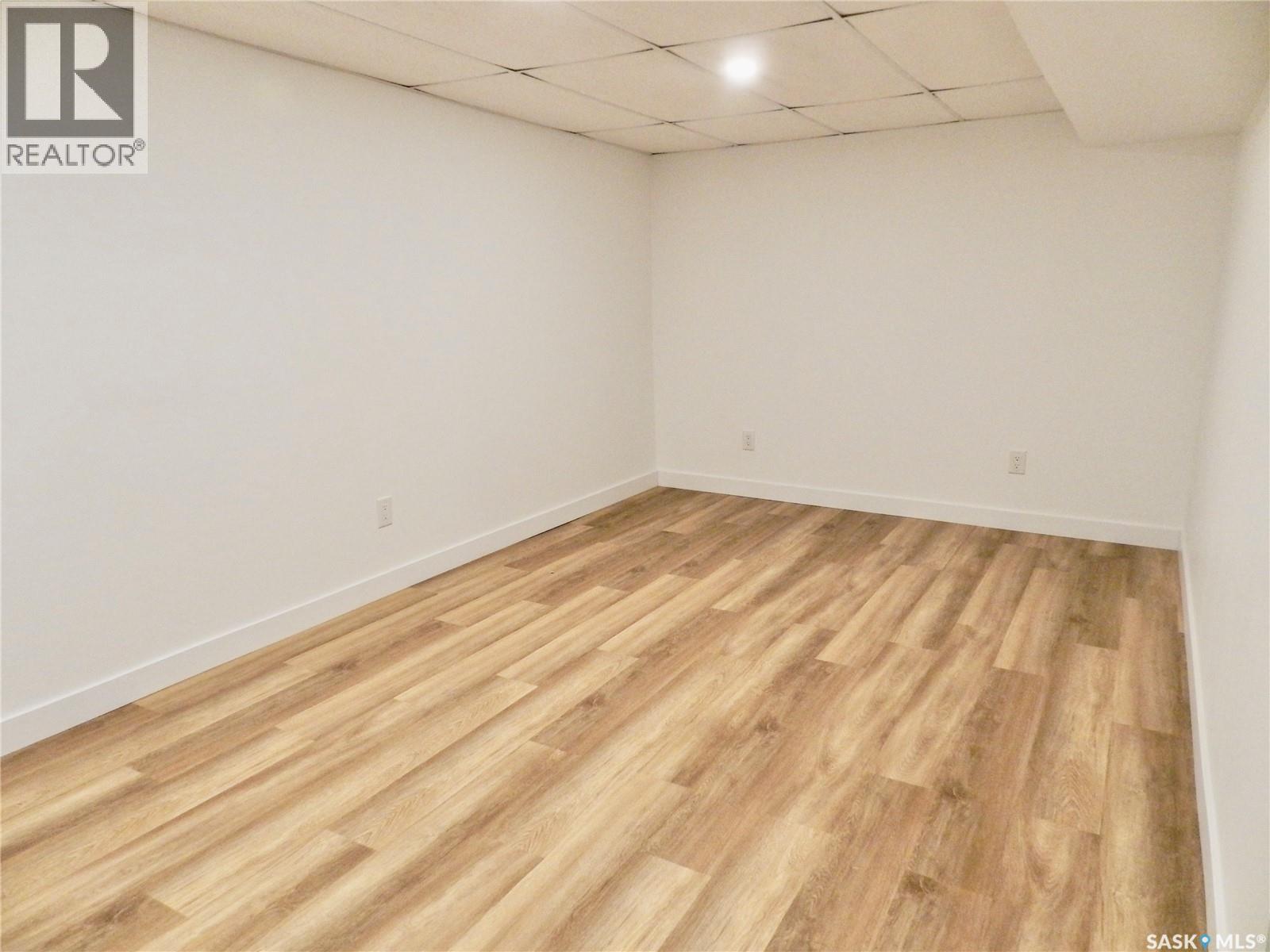 1041 Hastings Street, Moose Jaw, Saskatchewan  S6H 5R7 - Photo 23 - SK029471