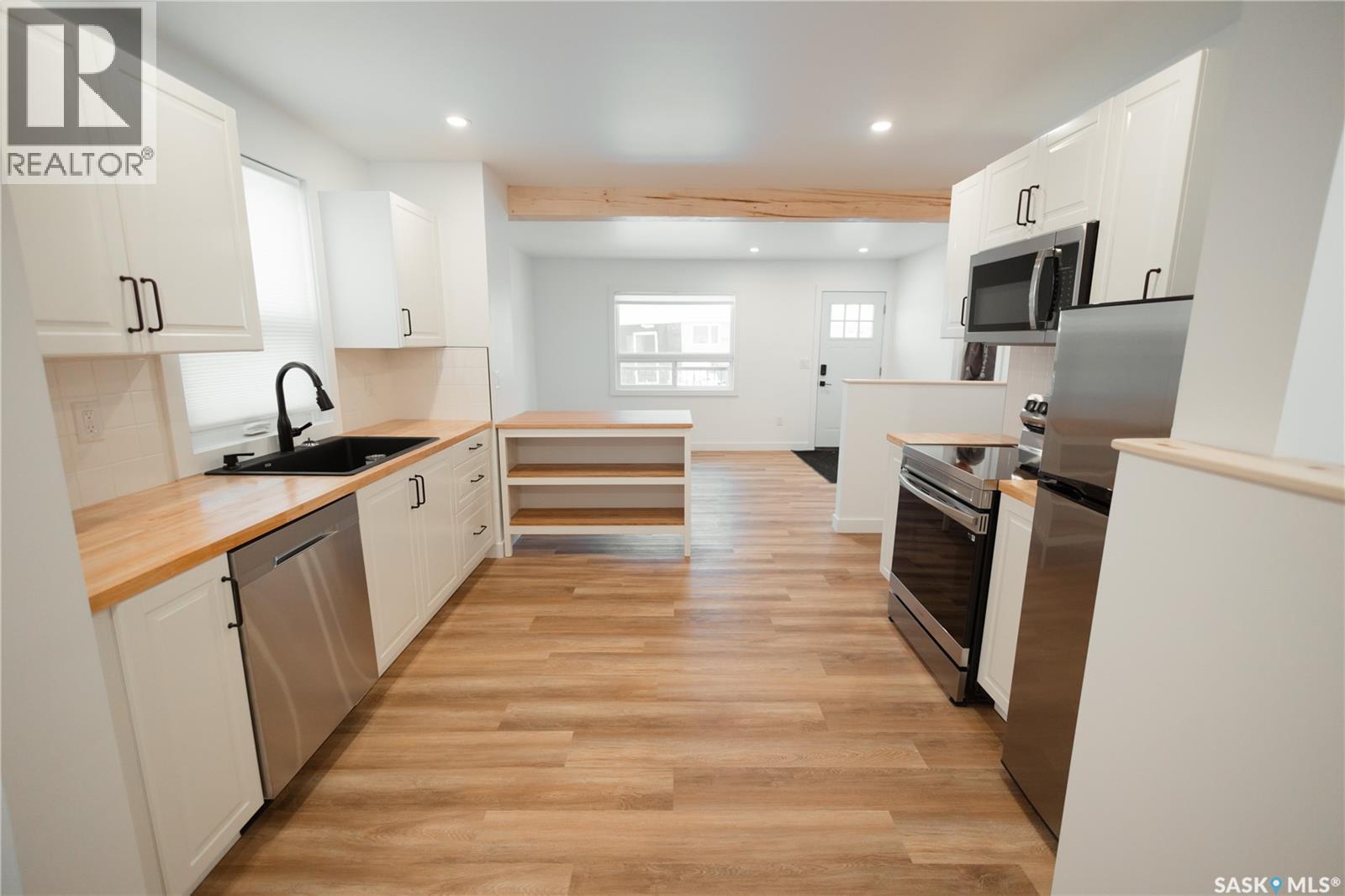 1041 Hastings Street, Moose Jaw, Saskatchewan  S6H 5R7 - Photo 8 - SK029471