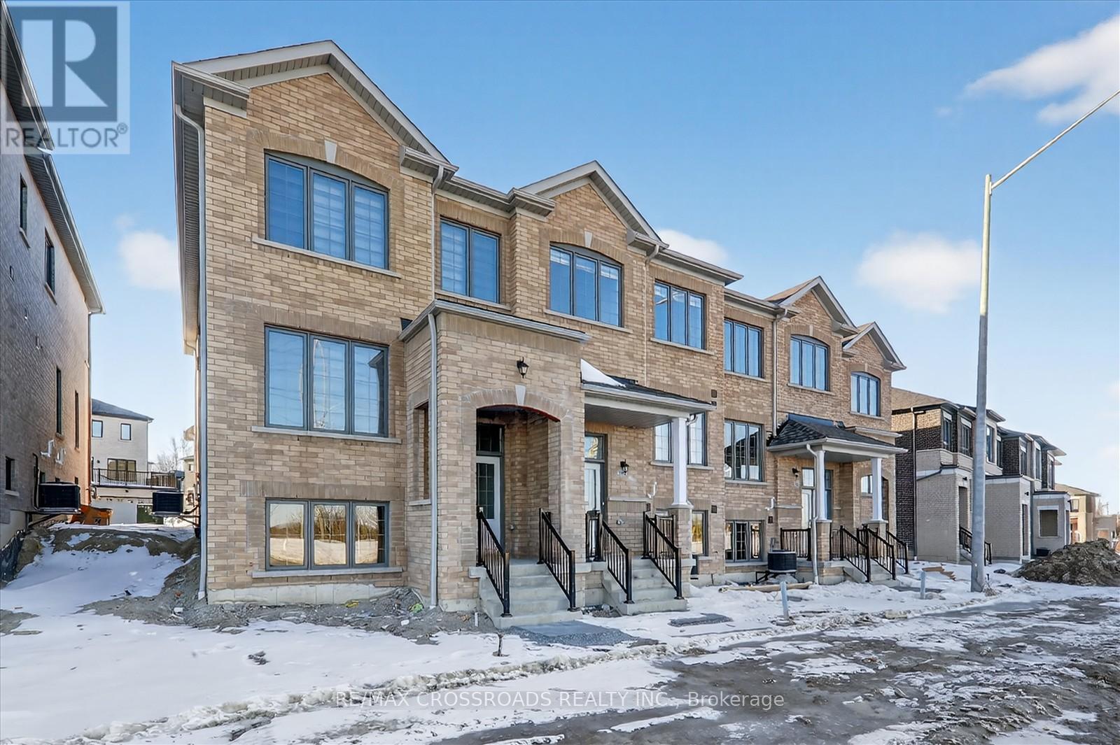 2956 Peter Matthews Drive, Pickering, Ontario  L1V 2P8 - Photo 3 - E12822700