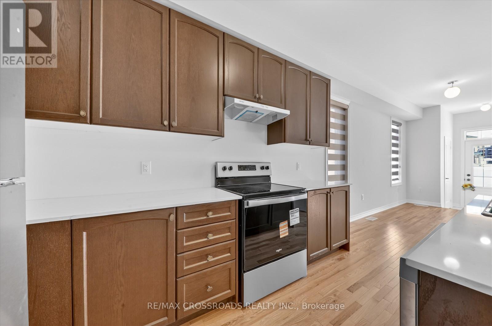 2956 Peter Matthews Drive, Pickering, Ontario  L1V 2P8 - Photo 9 - E12822700