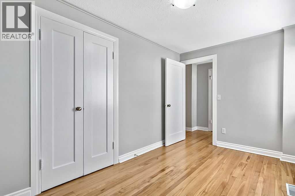 135 Amiens Crescent Sw, Calgary, Alberta  T2T 6E7 - Photo 16 - A2290183