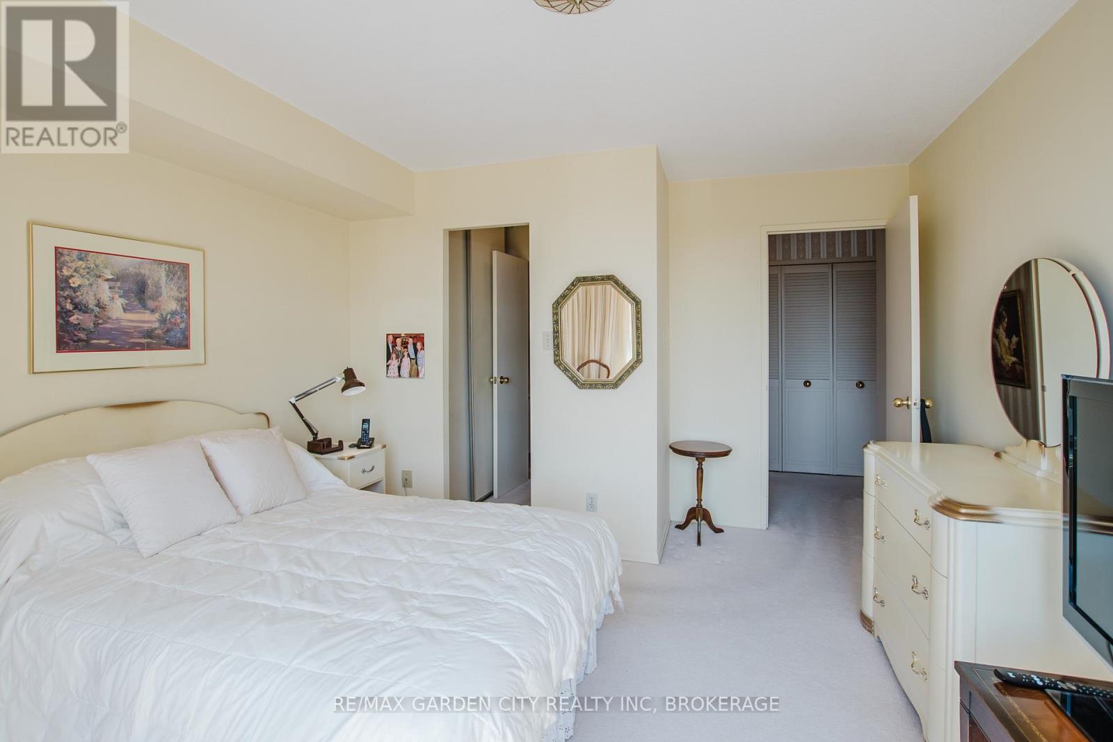 307 - 7 Gale Crescent, St. Catharines, Ontario  L2R 7M8 - Photo 12 - X12833280