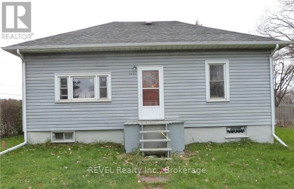 Upper - 6222 Hawkins Street, Niagara Falls, Ontario  L2G 3B5 - Photo 1 - X12837190