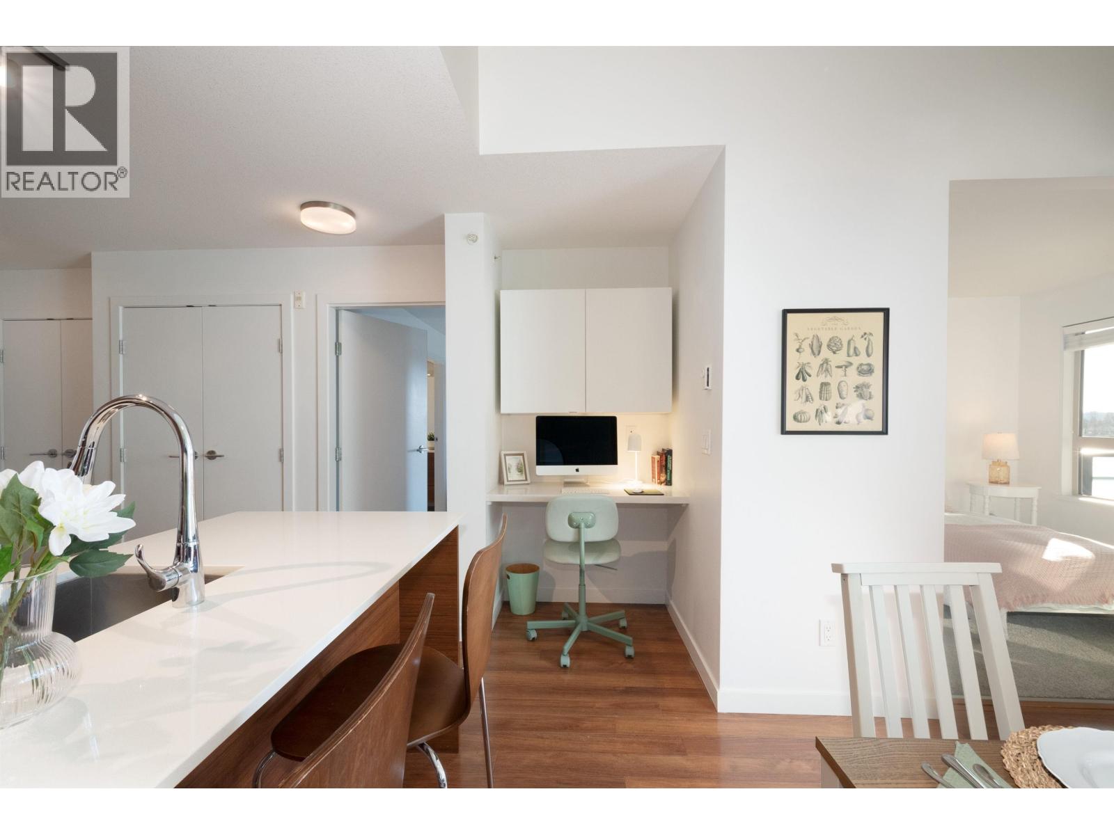 507 1677 Lloyd Avenue, North Vancouver, British Columbia  V7P 0B1 - Photo 21 - R3095230