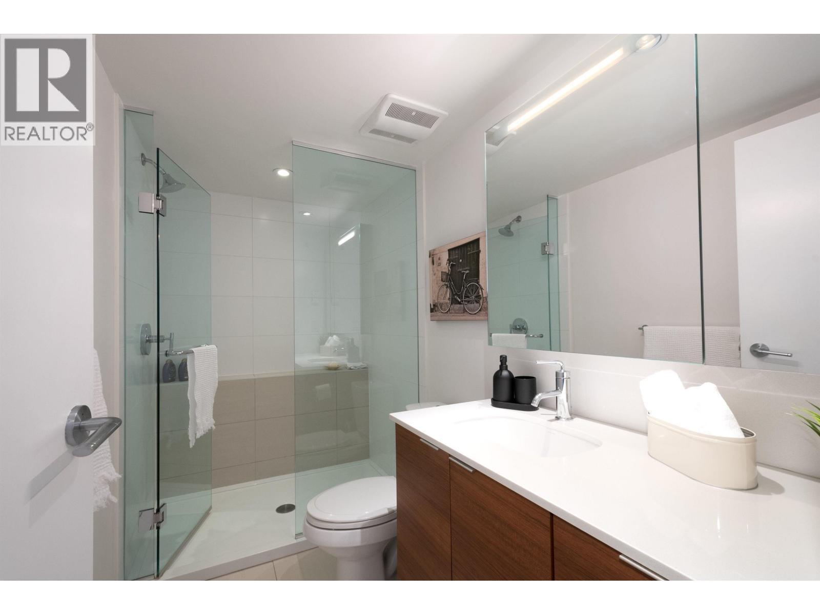 507 1677 Lloyd Avenue, North Vancouver, British Columbia  V7P 0B1 - Photo 24 - R3095230