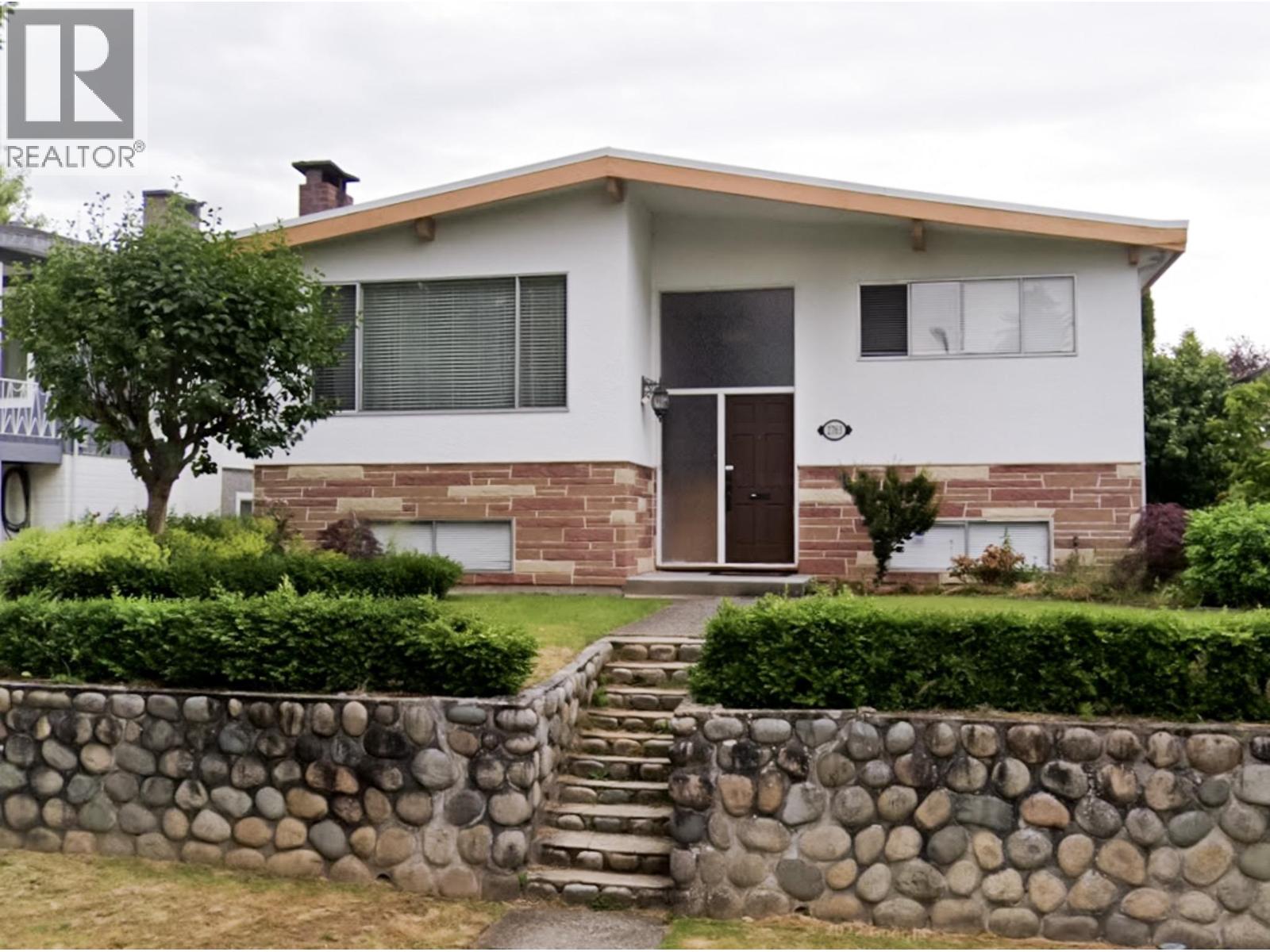 2763 Rosemont Drive, Vancouver, British Columbia  V5S 2C6 - Photo 1 - R3095232