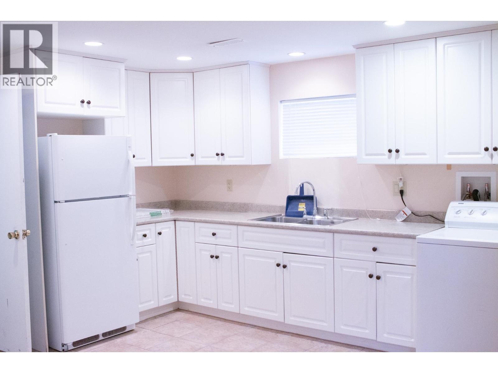 2763 Rosemont Drive, Vancouver, British Columbia  V5S 2C6 - Photo 10 - R3095232