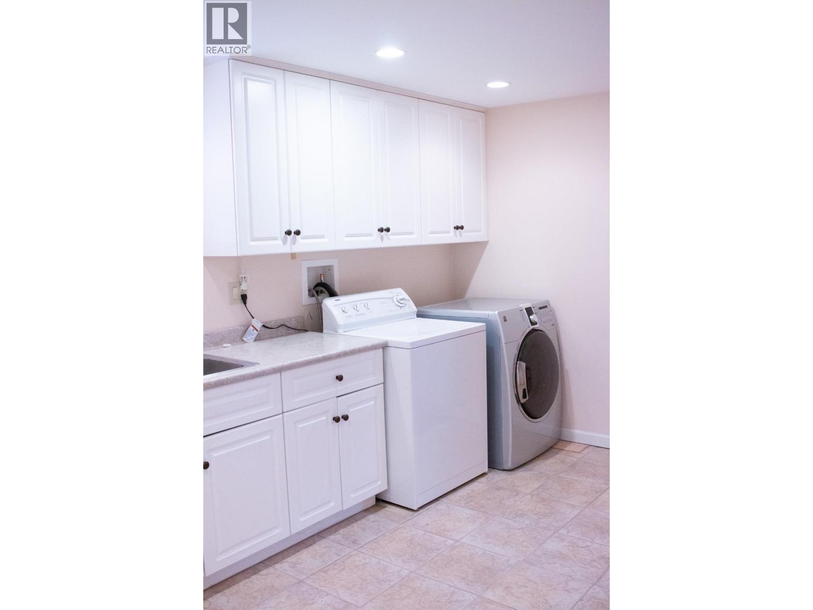 2763 Rosemont Drive, Vancouver, British Columbia  V5S 2C6 - Photo 8 - R3095232