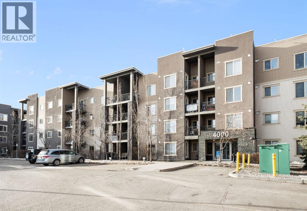 4220, 403 Mackenzie Way SW, Airdrie, Alberta