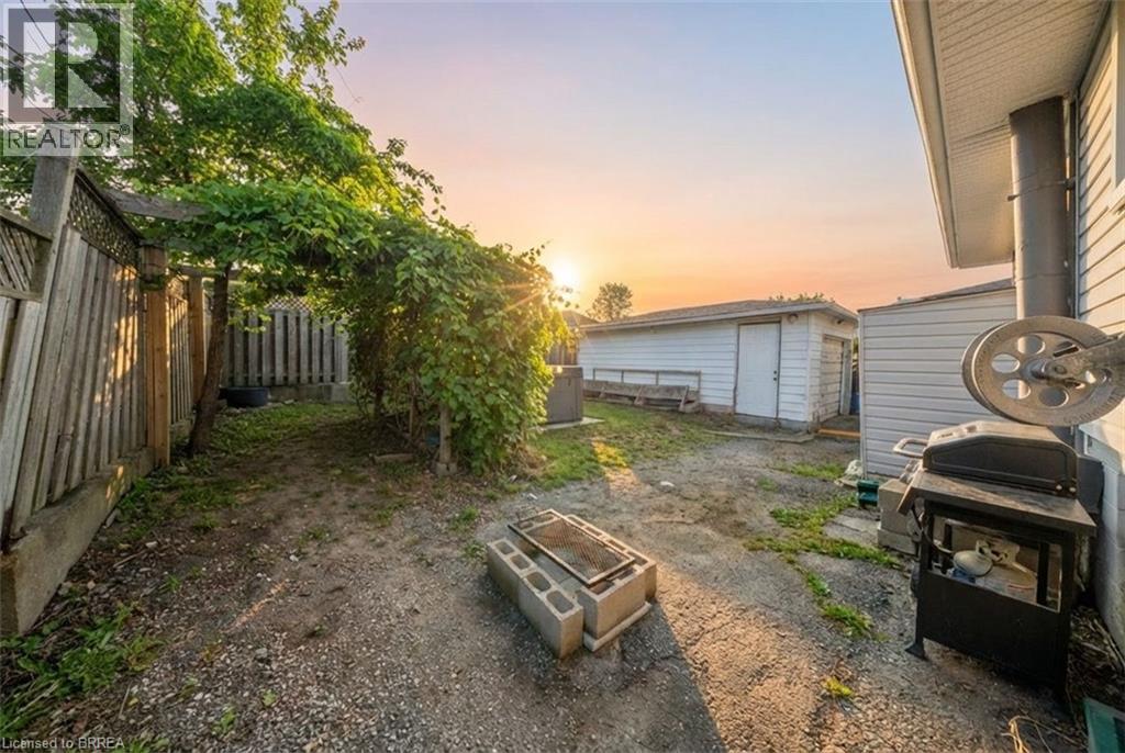 330 East 18th Street, Hamilton, Ontario  L9A 4P8 - Photo 24 - 40798303