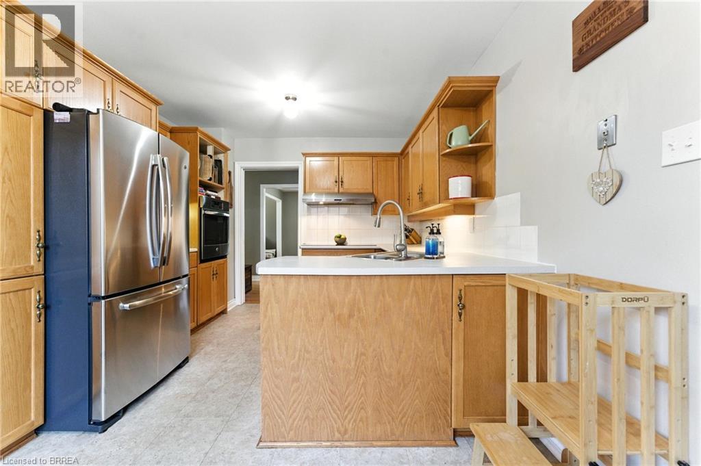 8 Allensgate Drive, Brantford, Ontario  N3V 1C7 - Photo 14 - 40808947