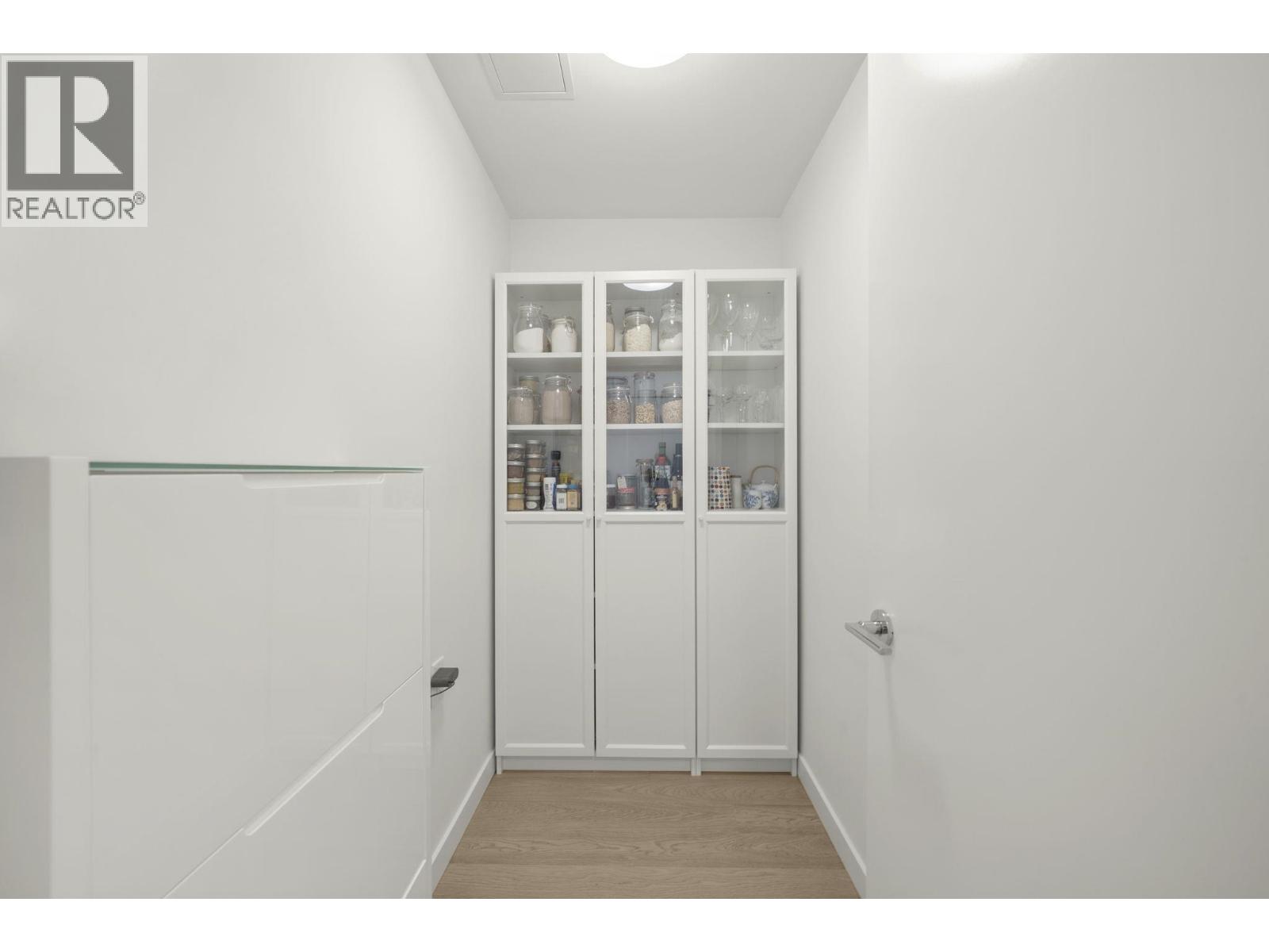 401 4171 Cambie Street, Vancouver, British Columbia  V5Z 2Y2 - Photo 5 - R3095043