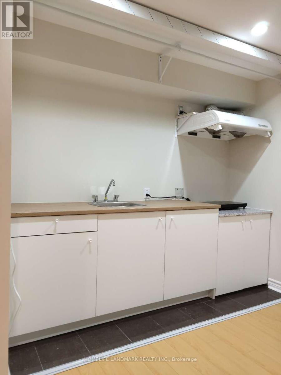 62 Cresthaven Drive, Toronto, Ontario  M2H 1M3 - Photo 5 - C12837202