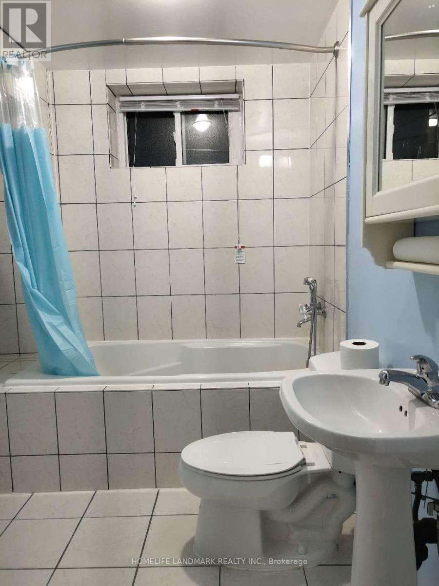 62 Cresthaven Drive, Toronto, Ontario  M2H 1M3 - Photo 7 - C12837202