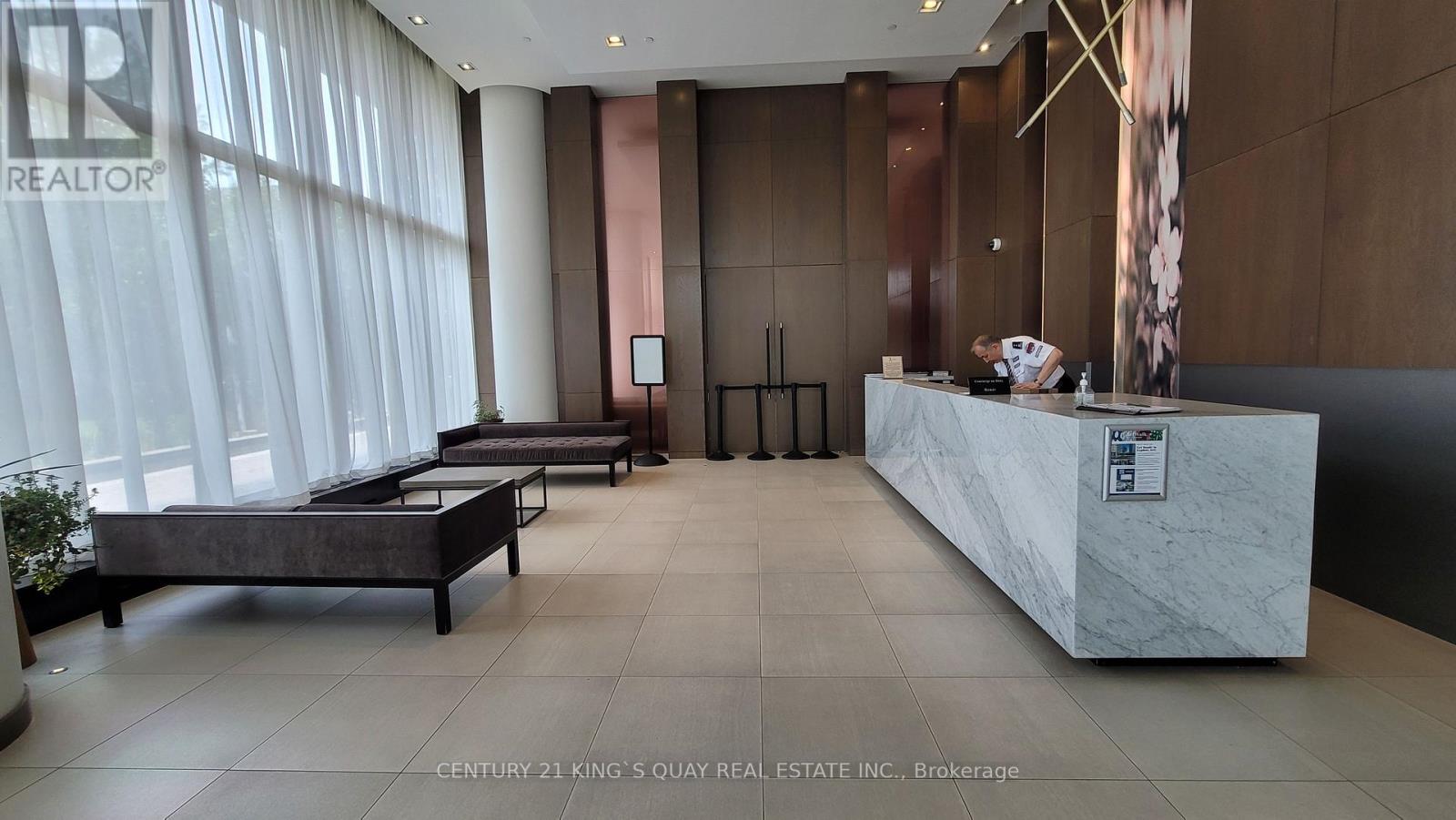 1615 - 121 Mcmahon Drive, Toronto, Ontario  M2K 0C1 - Photo 2 - C12837218