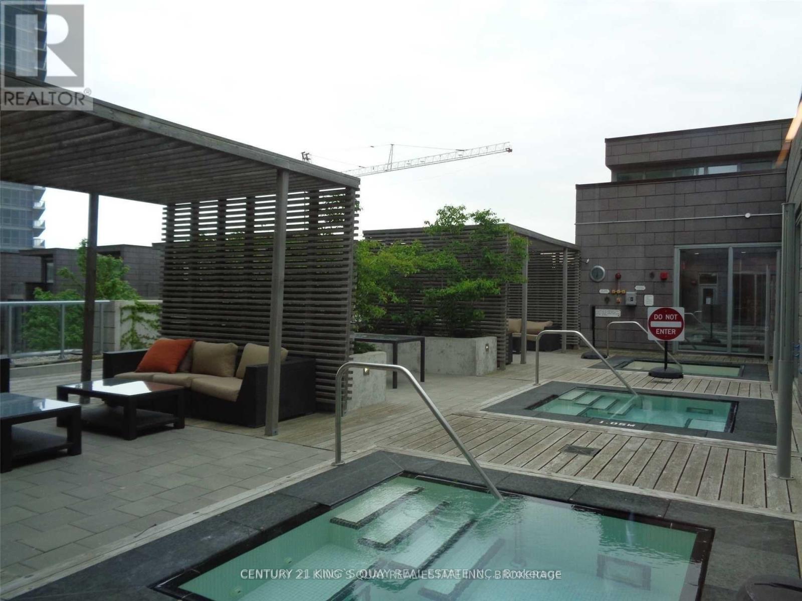 1615 - 121 Mcmahon Drive, Toronto, Ontario  M2K 0C1 - Photo 4 - C12837218