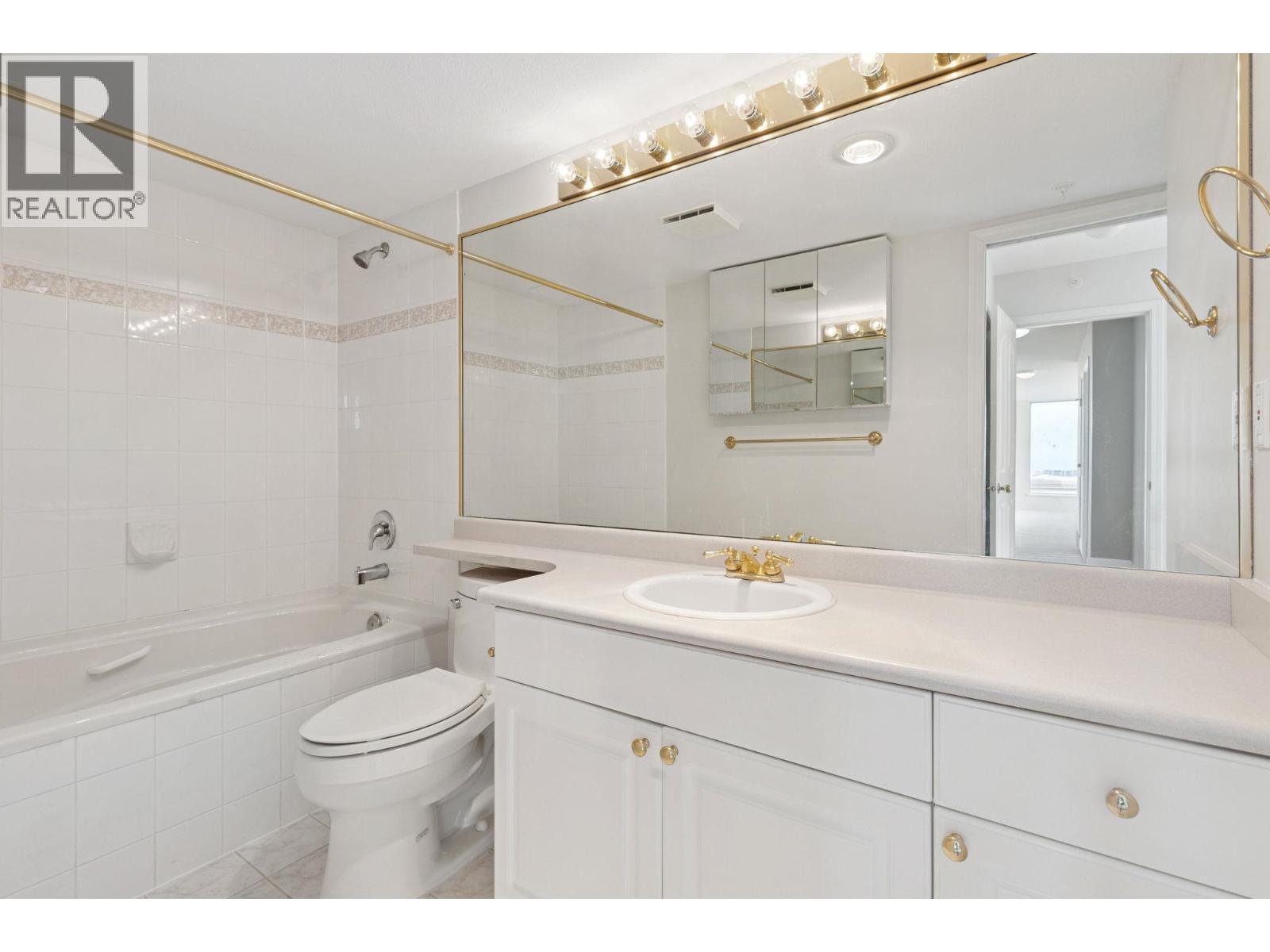 1605 739 Princess Street, New Westminster, British Columbia  V3M 6V6 - Photo 26 - R3095081