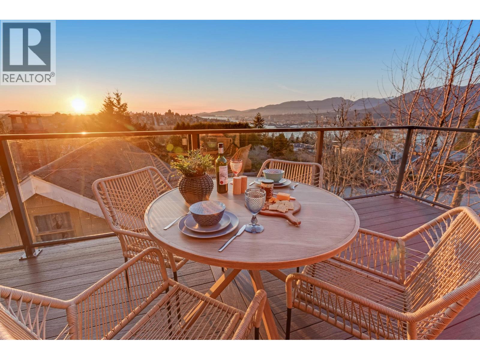 4850 Eton Street, Burnaby, British Columbia  V5C 1K9 - Photo 4 - R3094528