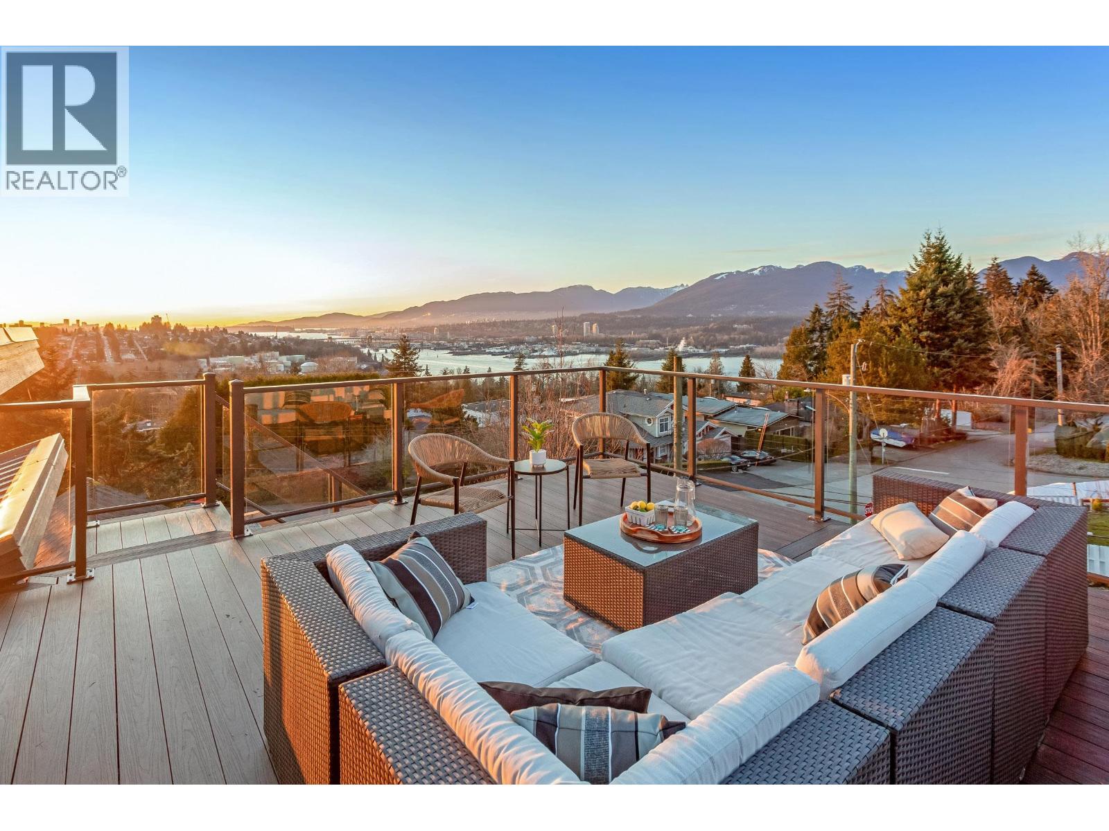 4850 Eton Street, Burnaby, British Columbia  V5C 1K9 - Photo 5 - R3094528