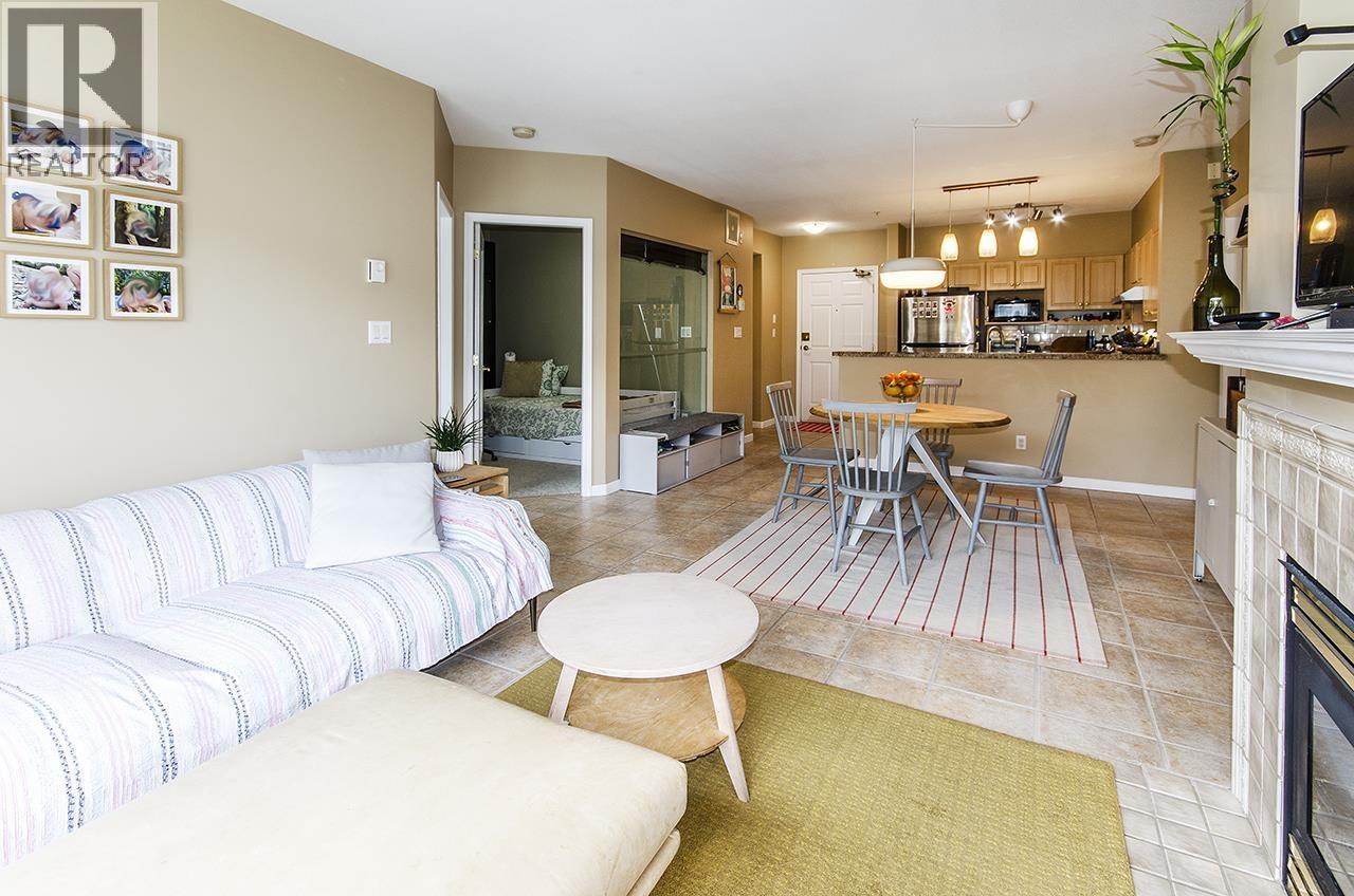 416 3629 Deercrest Drive, North Vancouver, British Columbia  V7G 2S9 - Photo 5 - R3092970