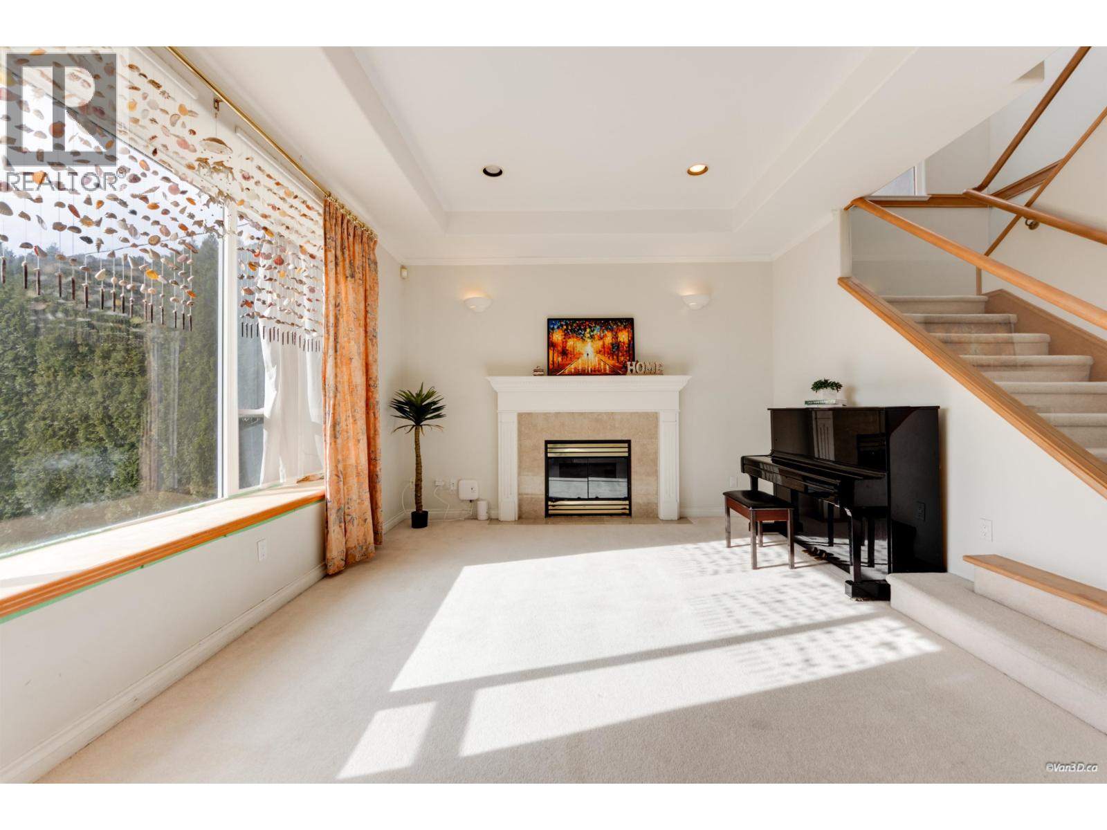 5177 Carson Street, Burnaby, British Columbia  V5J 2Z1 - Photo 3 - R3095103