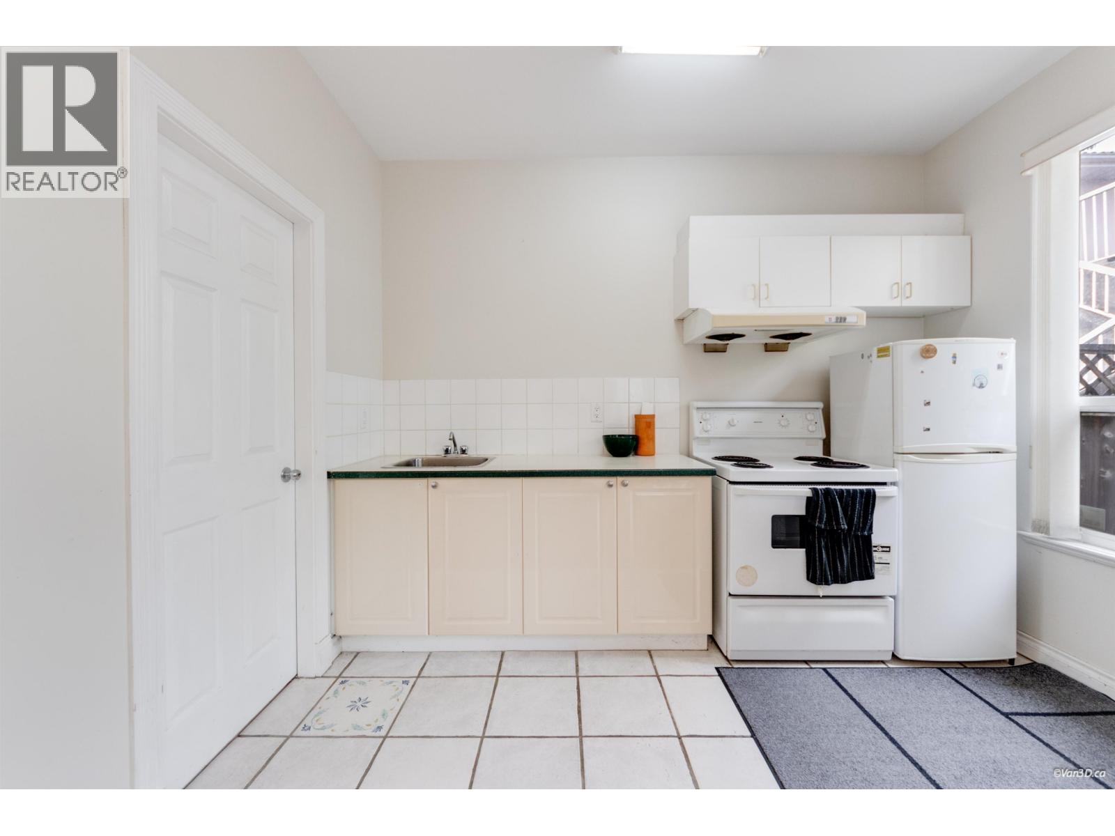 5177 Carson Street, Burnaby, British Columbia  V5J 2Z1 - Photo 15 - R3095103