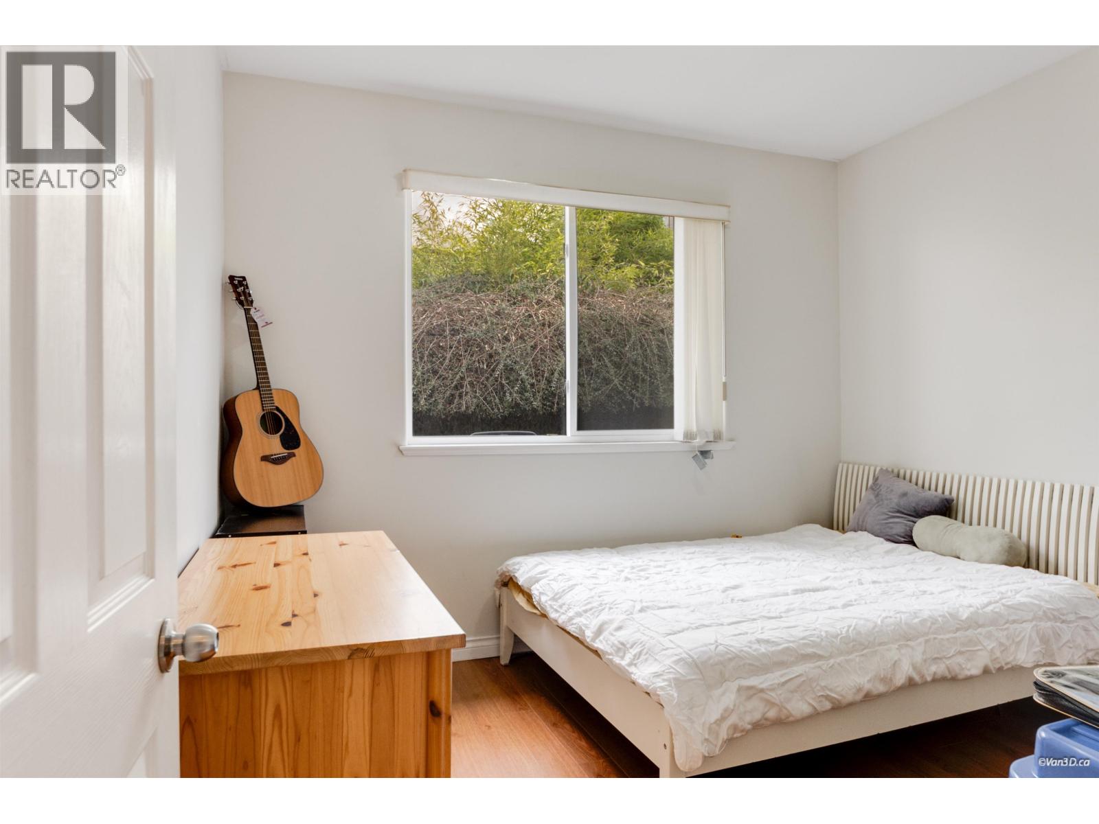 5177 Carson Street, Burnaby, British Columbia  V5J 2Z1 - Photo 12 - R3095103