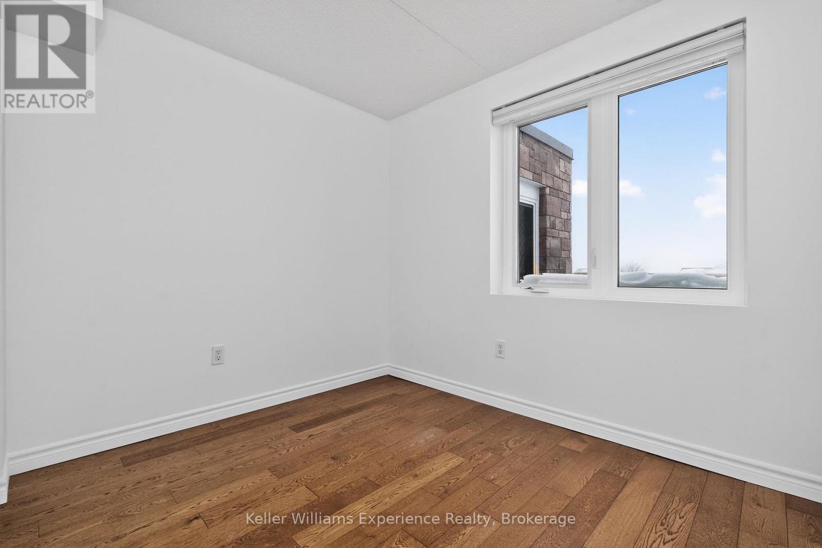 404 - 11 Beck Boulevard, Penetanguishene, Ontario L9M 2G1 - Photo 17 - S12834528