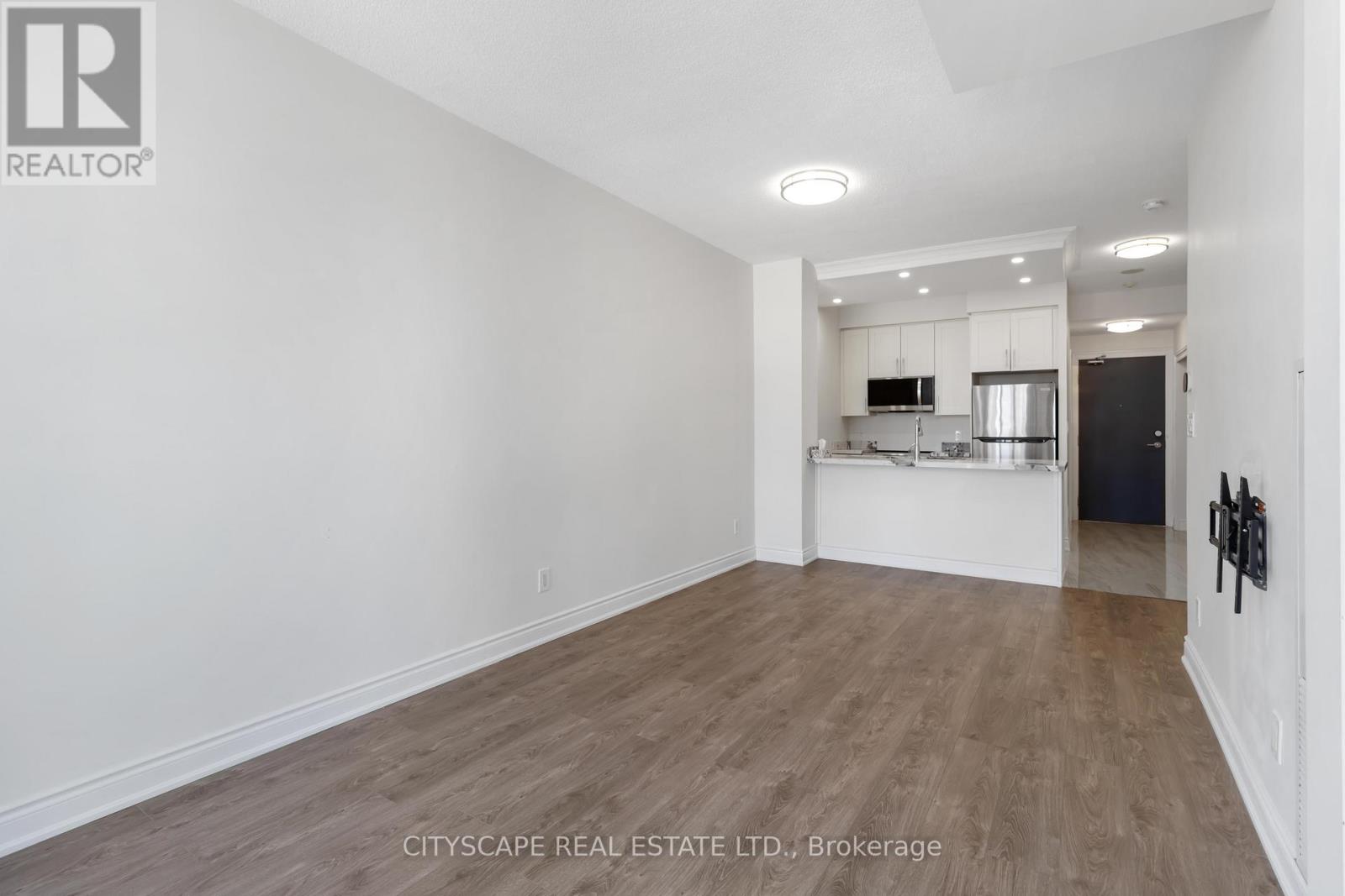 1708 - 4070 Confederation Parkway, Mississauga, Ontario  L5B 0E9 - Photo 12 - W12837186