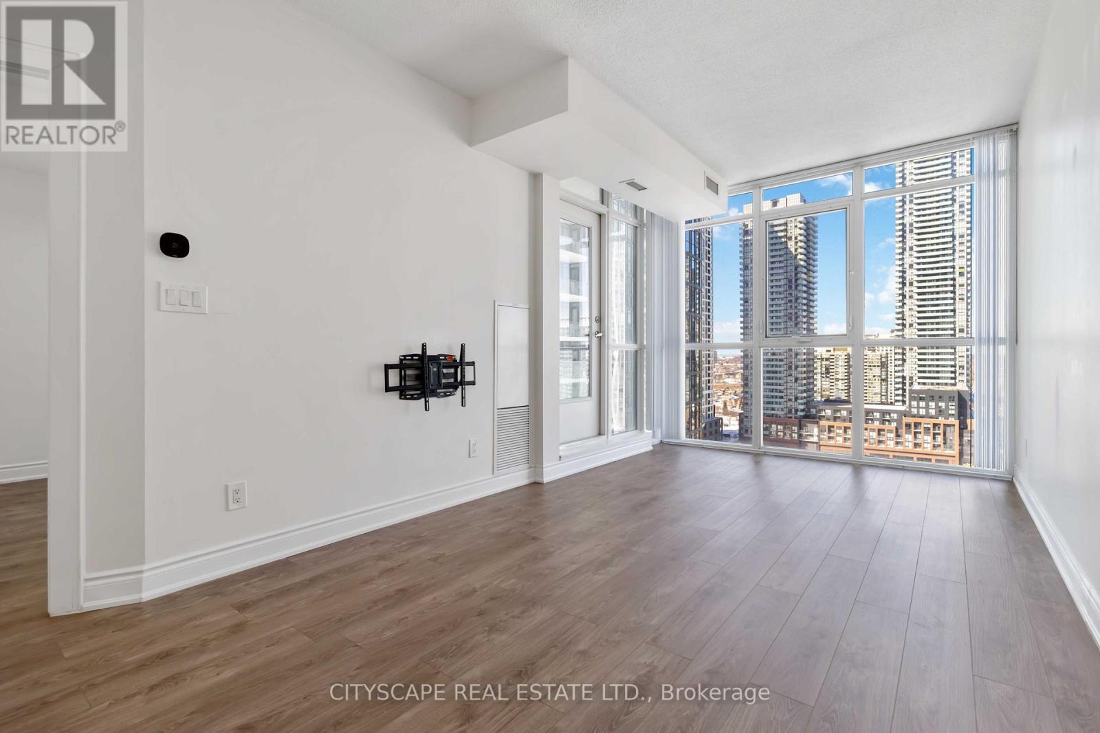 1708 - 4070 Confederation Parkway, Mississauga, Ontario  L5B 0E9 - Photo 14 - W12837186