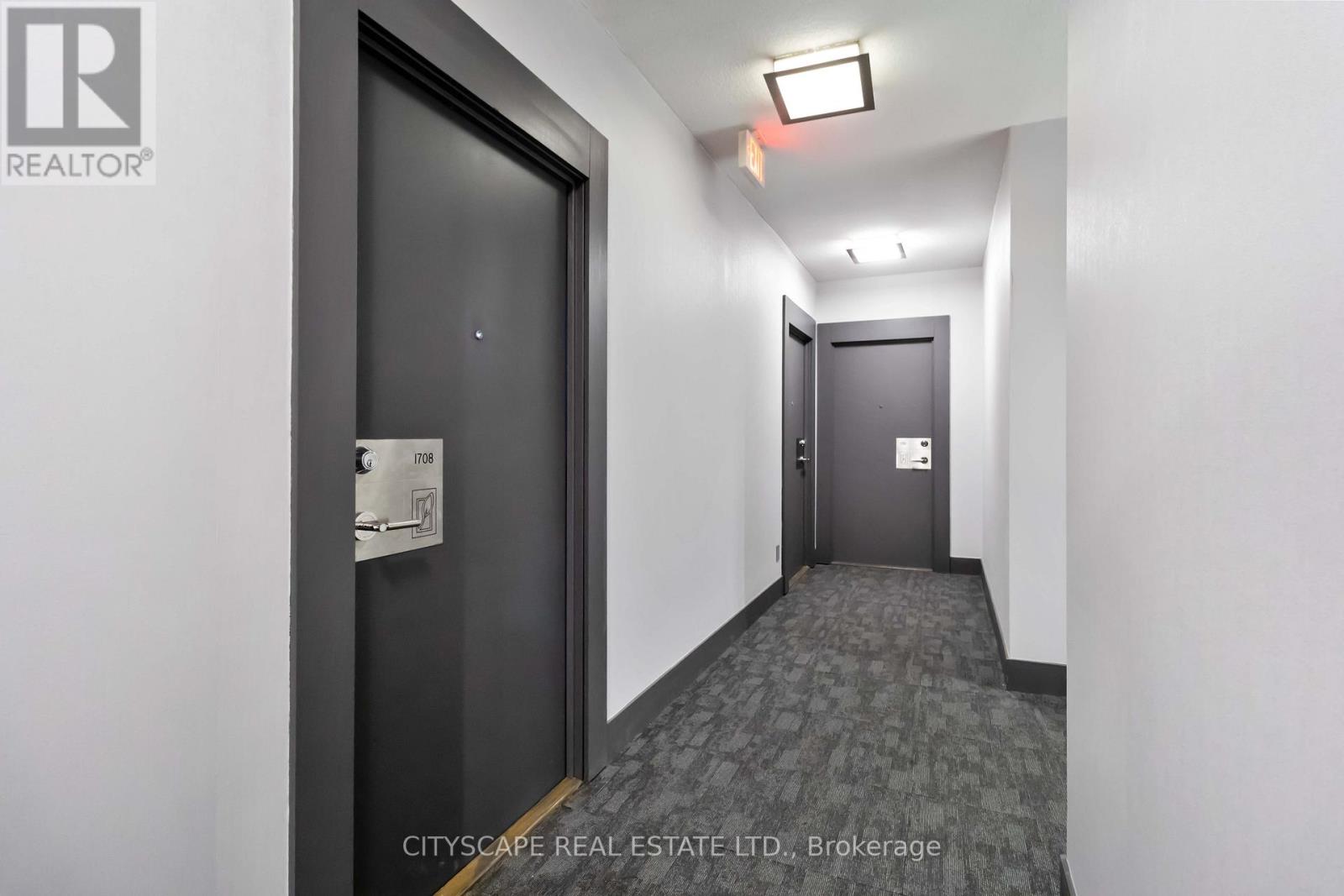 1708 - 4070 Confederation Parkway, Mississauga, Ontario  L5B 0E9 - Photo 6 - W12837186